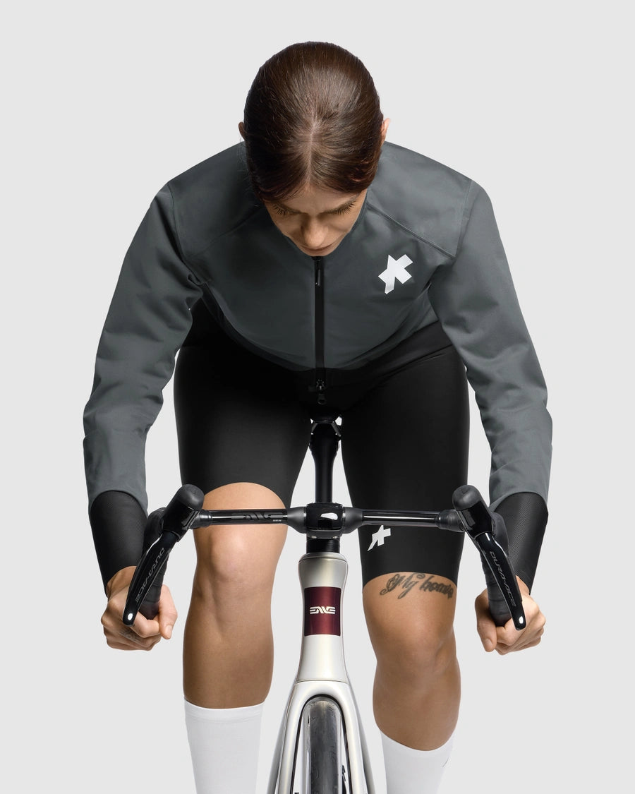 Giacca ASSOS EQUIPE R RAIN S11 Donna Grigio