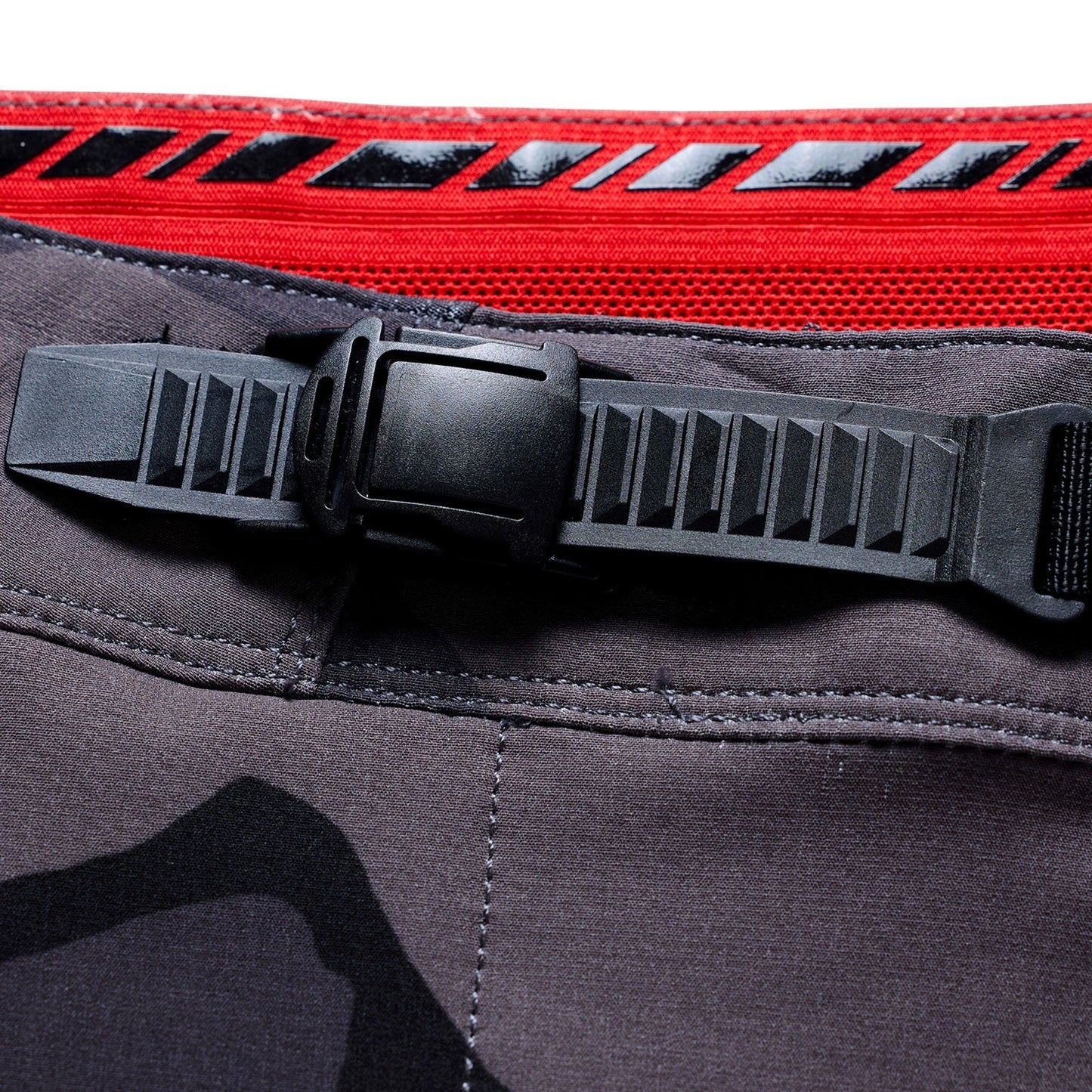 TROY LEE DESINS SKYLINE PRO FLOW CAMO Pantaloni in carbonio