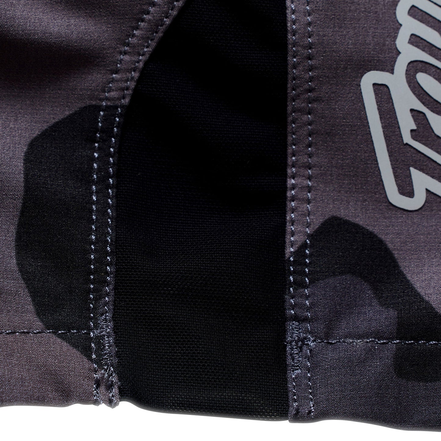 TROY LEE DESIGNS SKYLINE PRO FLOW CAMO Pantaloncini in carbonio con fodera BN3TH