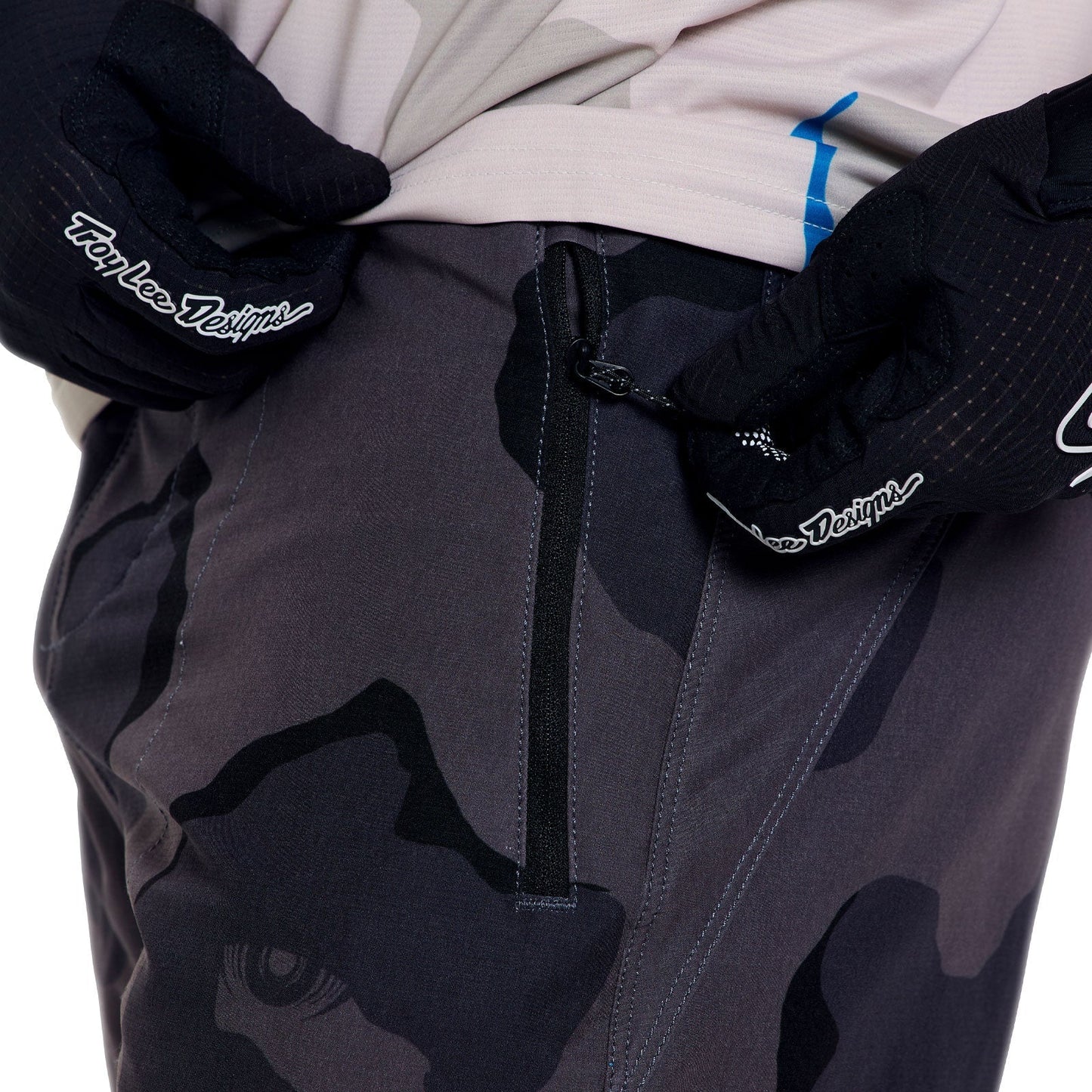 TROY LEE DESIGNS SKYLINE PRO FLOW CAMO Pantaloncini in carbonio con fodera BN3TH