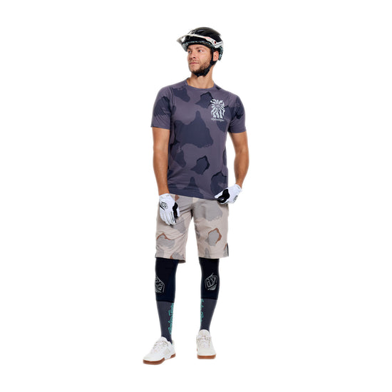 TROY LEE DESIGNS SKYLINE PRO FLOW CAMO Pantaloncini in pomice con fodera BN3TH