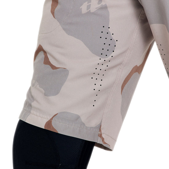 TROY LEE DESIGNS SKYLINE PRO FLOW CAMO Pantaloncini in pomice con fodera BN3TH