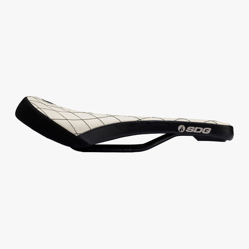 Sella SDG Bel-Air V3 Max Stitched Leather bianca, vista laterale