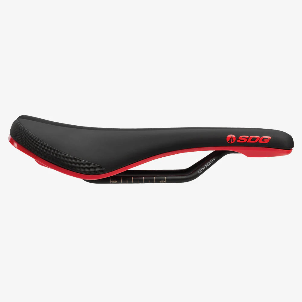 Sella SDG BEL-AIR V3 Rails Lux Alloy Nero/Rosso