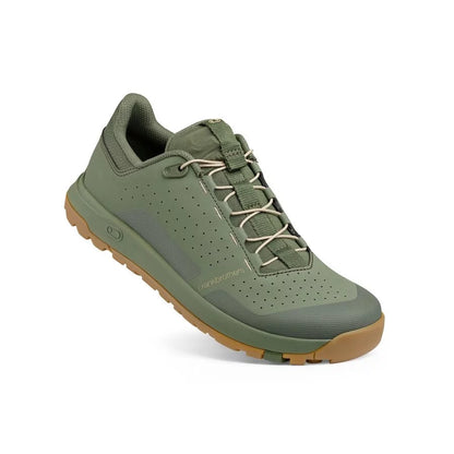Scarpe MTB CRANKBROTHERS STAMP TRAIL SPEED LACE verde/sabbia/gomma — vista di tre quarti