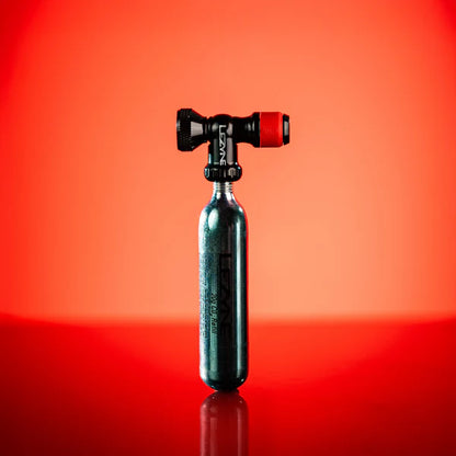 Erogatore CO2 LEZYNE CLIK DRIVE + cartuccia CO2 filettata