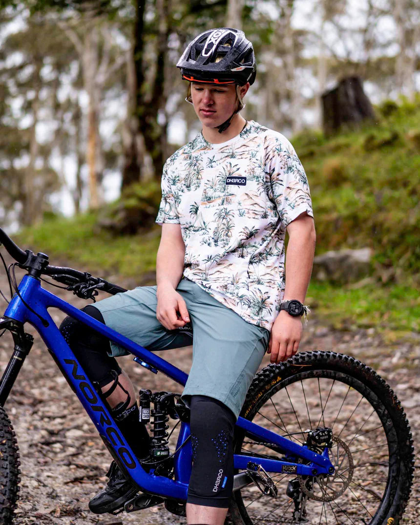 DHARCO LOST Maglia a maniche corte beige/verde