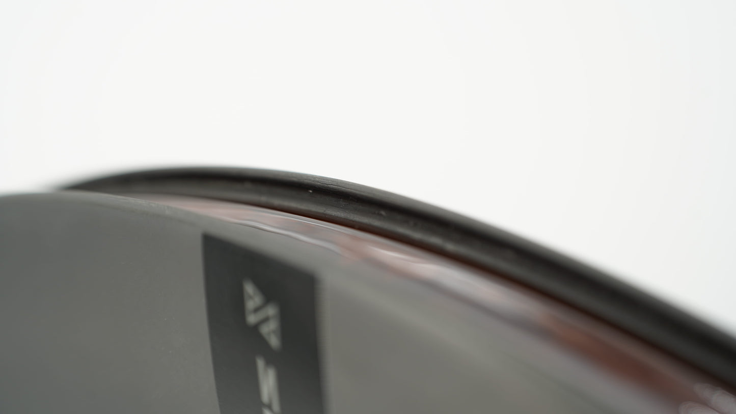 Coppia di ruote SCOM AERO Tubeless Ready (bloccaggio centrale)