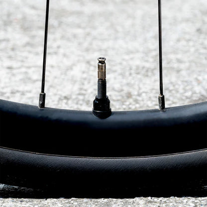 Set di 2 Valvole Tubeless LEZYNE CLIK TLR PRO 44mm