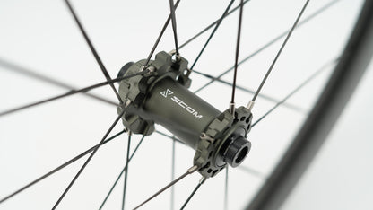 Coppia di Ruote SCOM ULTRA+ 50 Tubeless Ready (Center Lock)