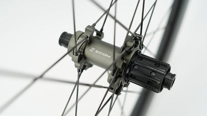 Coppia di Ruote SCOM ULTRA 40 Tubeless Ready (Center Lock)