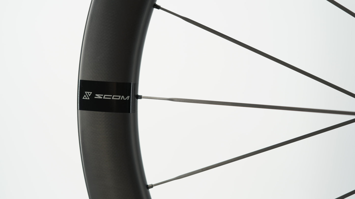 Coppia di ruote SCOM ULTRA Tubeless Ready (bloccaggio centrale)