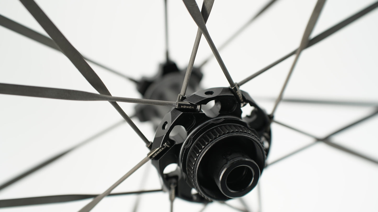 Coppia di ruote SCOM RACE Tubeless Ready (bloccaggio centrale)