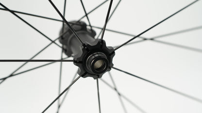 Coppia di Ruote SCOM EVO 50 Tubeless Ready (Center Lock)