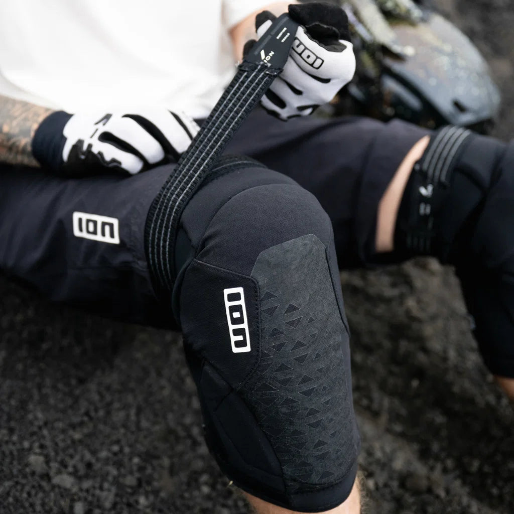 ION K-Pact Zip Ginocchiere Unisex Nero
