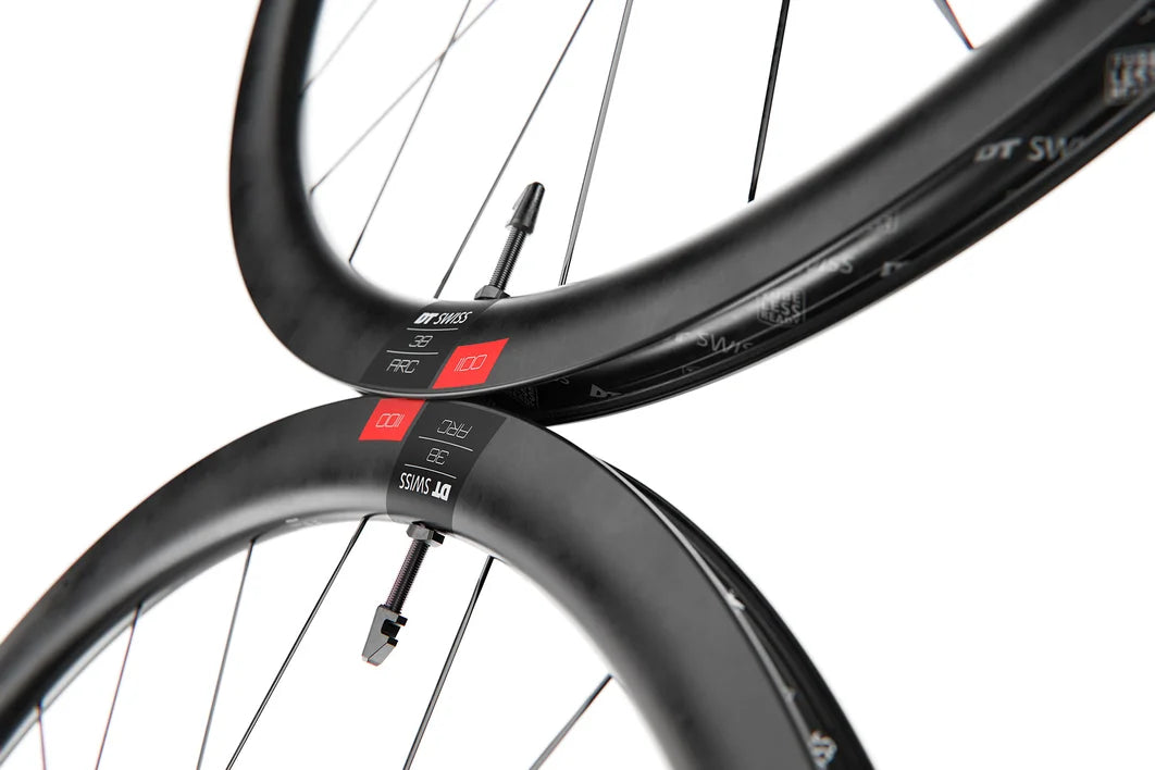 Ruota anteriore DT SWISS ARC 1100 DICUT 38 DISC Tubeless Ready (Center Lock)