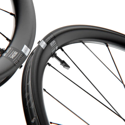 Coppia di Ruote DT SWISS ER 1600 SPLINE 30 Tubeless Ready (Center Lock)