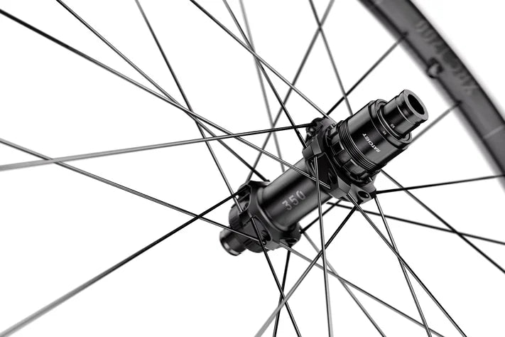 DT SWISS XRC 1700 SPLINE 30 mm 29" 12x148 mm ruota posteriore Boost