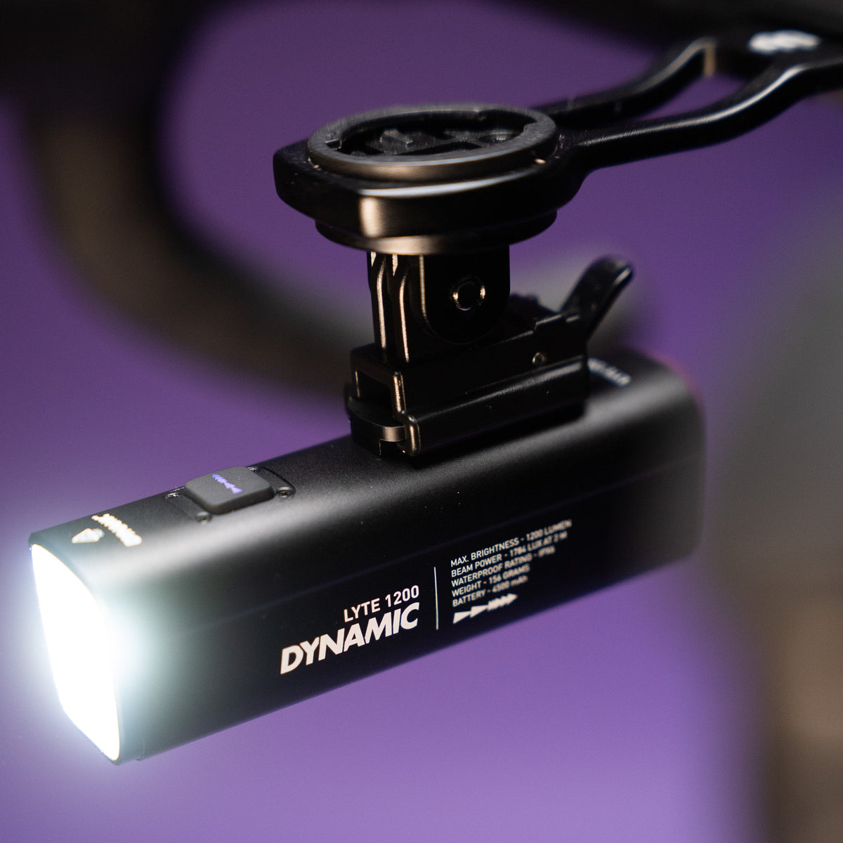 DYNAMIC LYTE 1200 montata sul manubrio