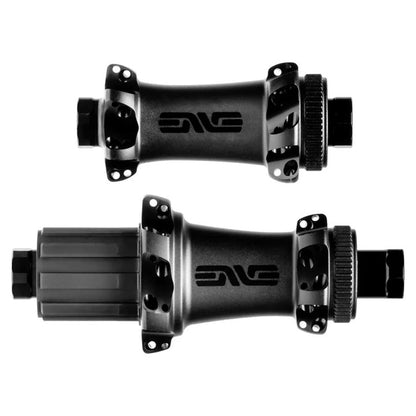 Coppia di Ruote ENVE SES 4.5 Tubeless Ready (Center Lock) Nero