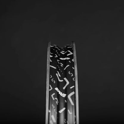 Ruota Anteriore ENVE G SES 6.7 PRO Tubeless Ready (Center Lock) Nero/Bianco