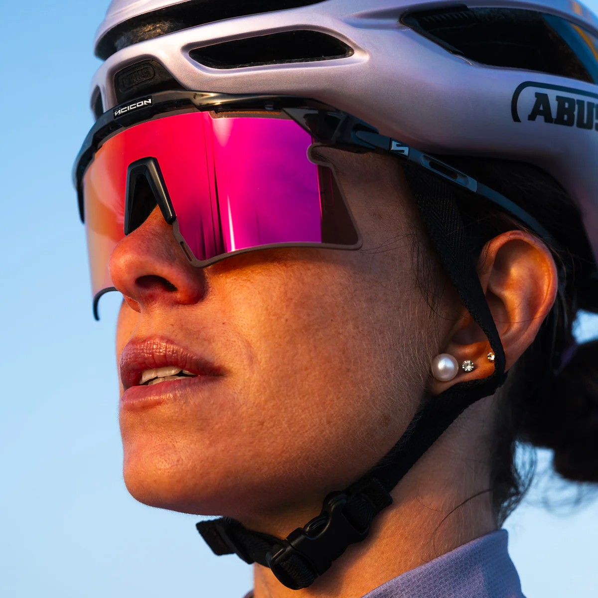 Occhiali da sole SCICON AEROSHADE 2.0 TITANIUM Black Crystal Gloss Multimirror Sunburts + Lente rosa