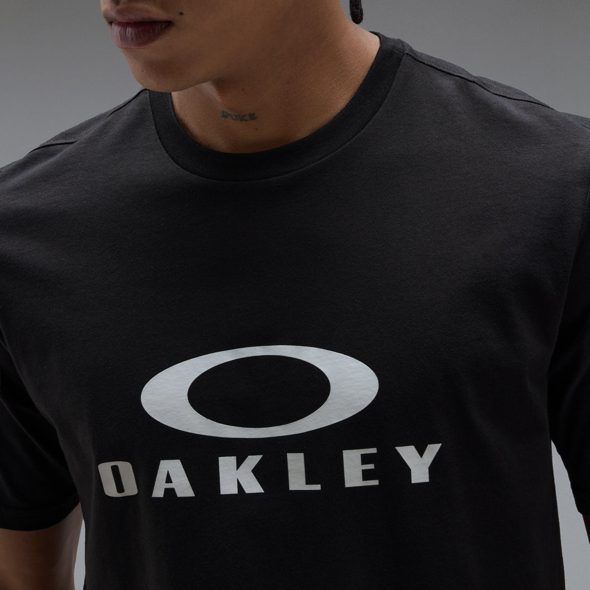 T-Shirt OAKLEY O BARK 2.0 Nera