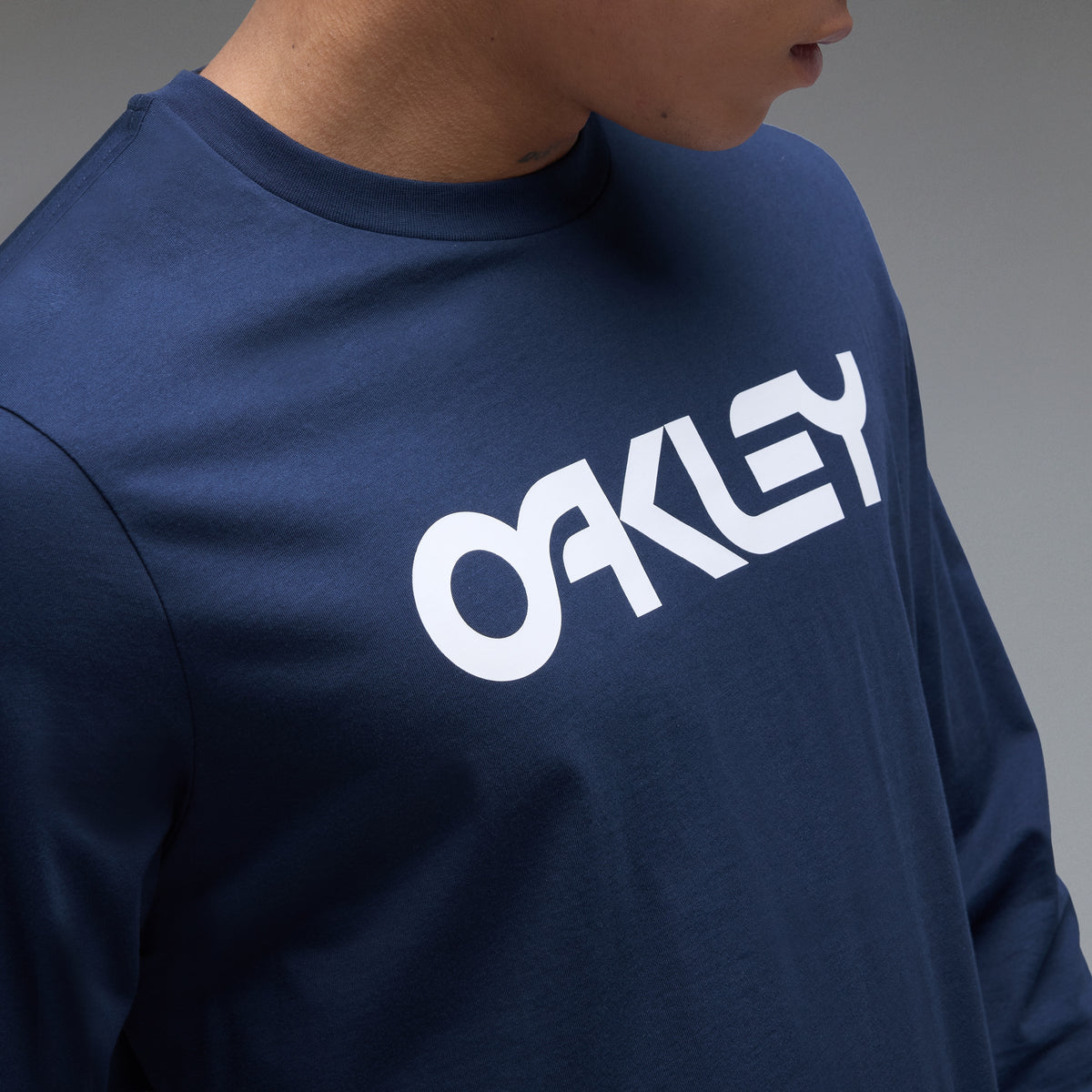 T-Shirt OAKLEY MARK II TEE 2.0 Maniche Lunghe Blu Navy
