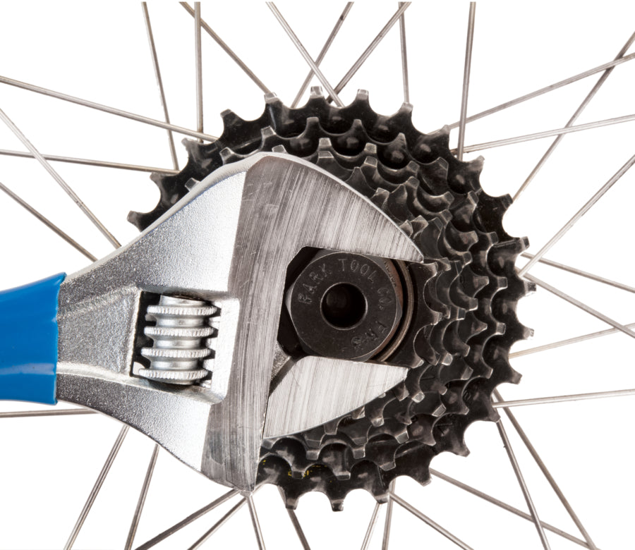 Park Tool FR-3 azionato con una chiave regolabile