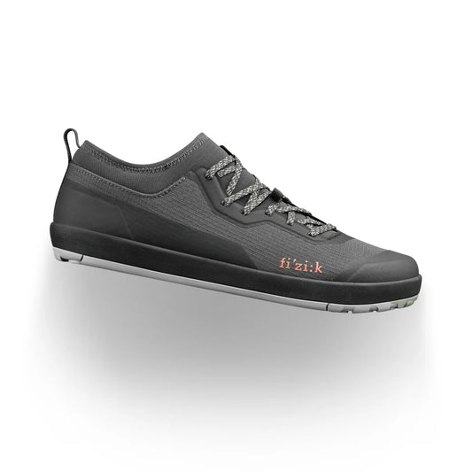 Scarpe da MTB FIZIK VERSOR 2 FLAT Grigio/Nero