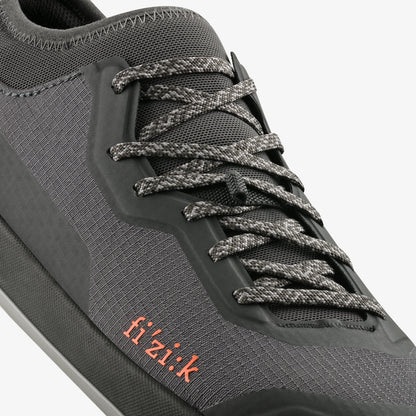 Scarpe MTB FIZIK VERSOR 2 FLAT Grigio/Nero