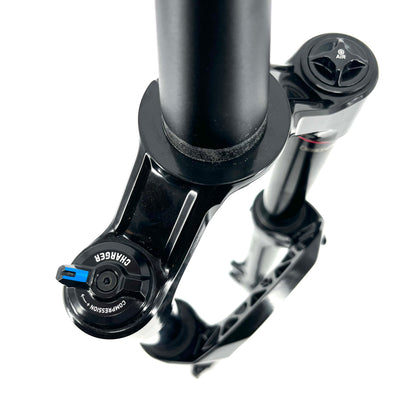 Forcella ROCKSHOX LYRIK SELECT+ CHARGER RC 29" DEBONAIR+ conica oversize per e-bike 15x110 mm Boost nera