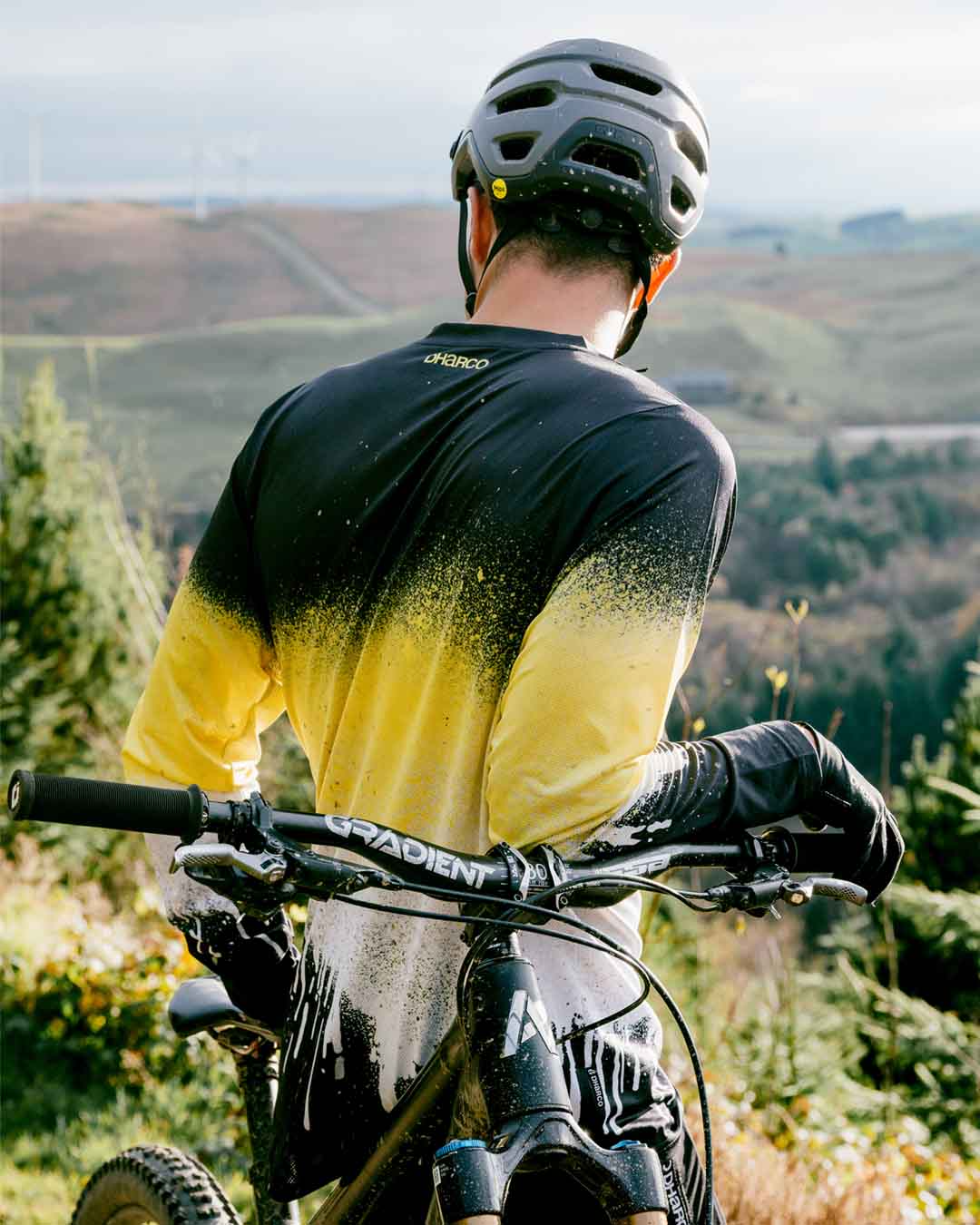 DHARCO RACE ACID RAIN Maglia a manica lunga nera/gialla