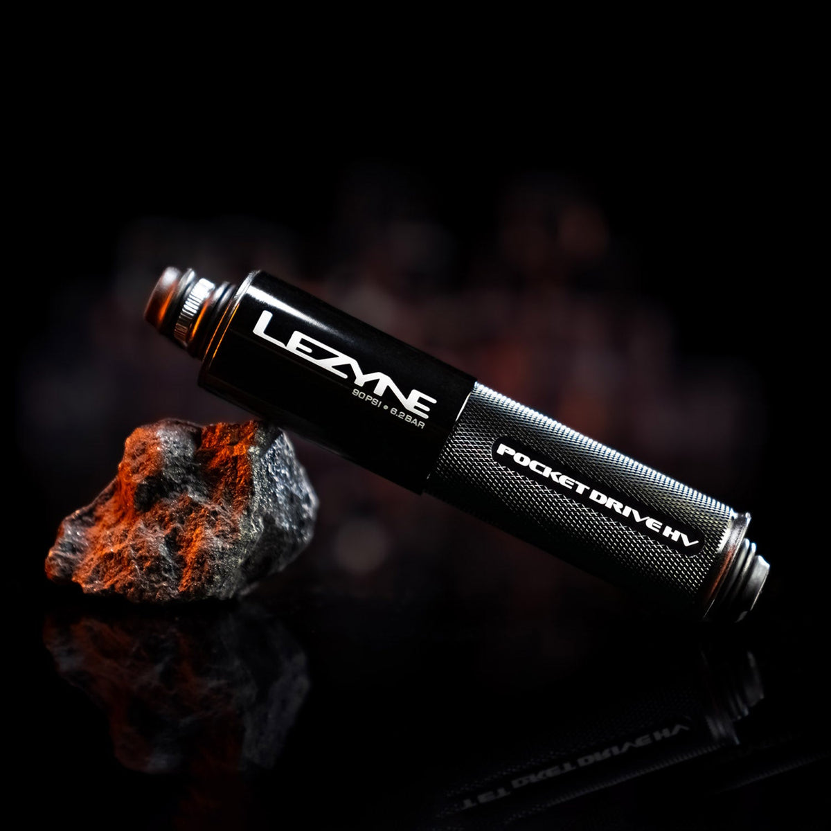 Pompa a mano LEZYNE POCKET DRIVE HV LOADED nera