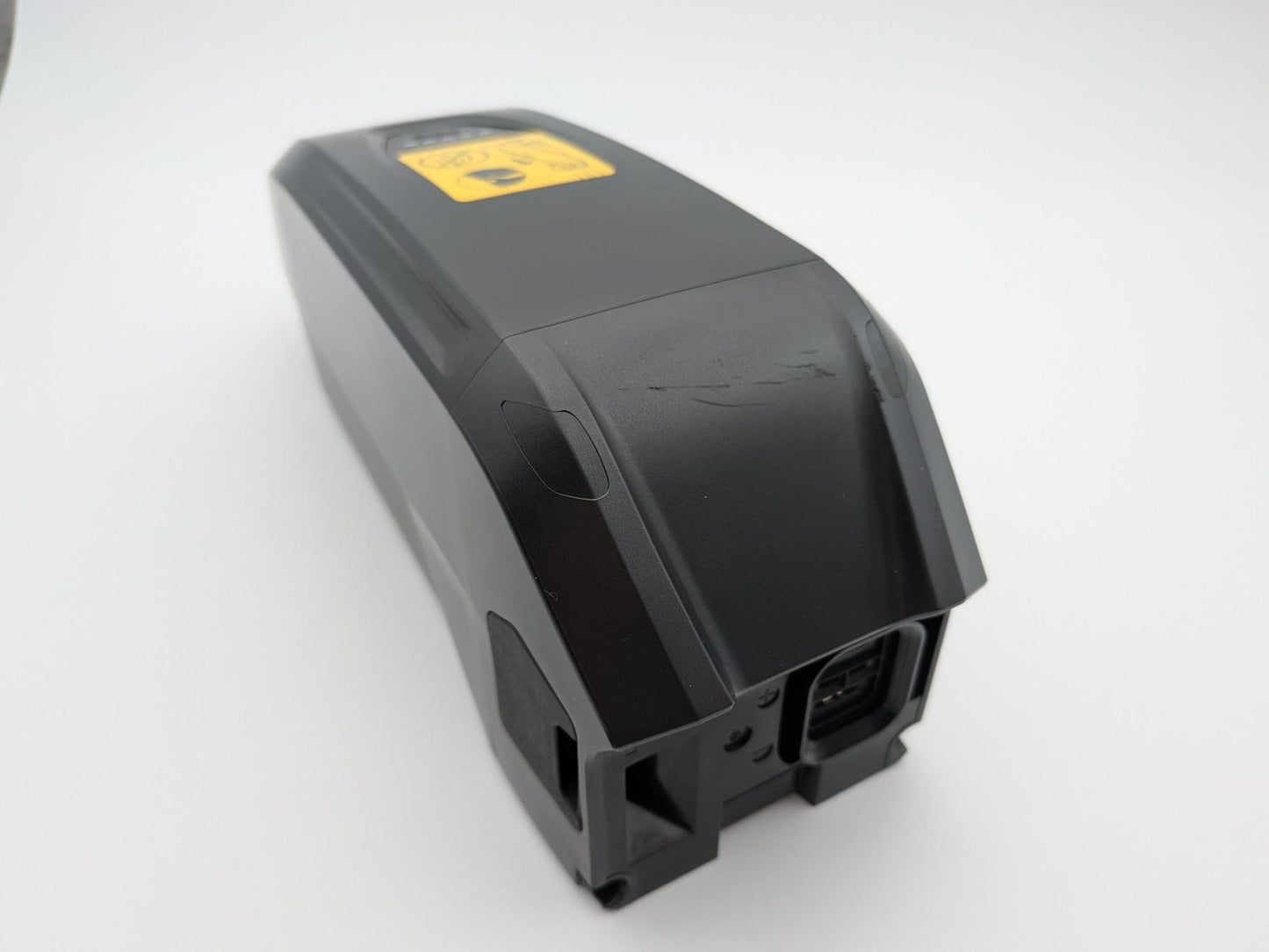 SHIMANO BT-E8016 Batteria esterna (630 Wh) Generazione 1 Lievi difetti estetici