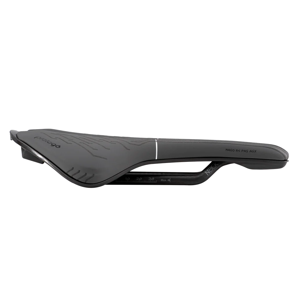 PROLOGO NAGO R4 PAS AGX 137 mm Sella con binari neri Nero