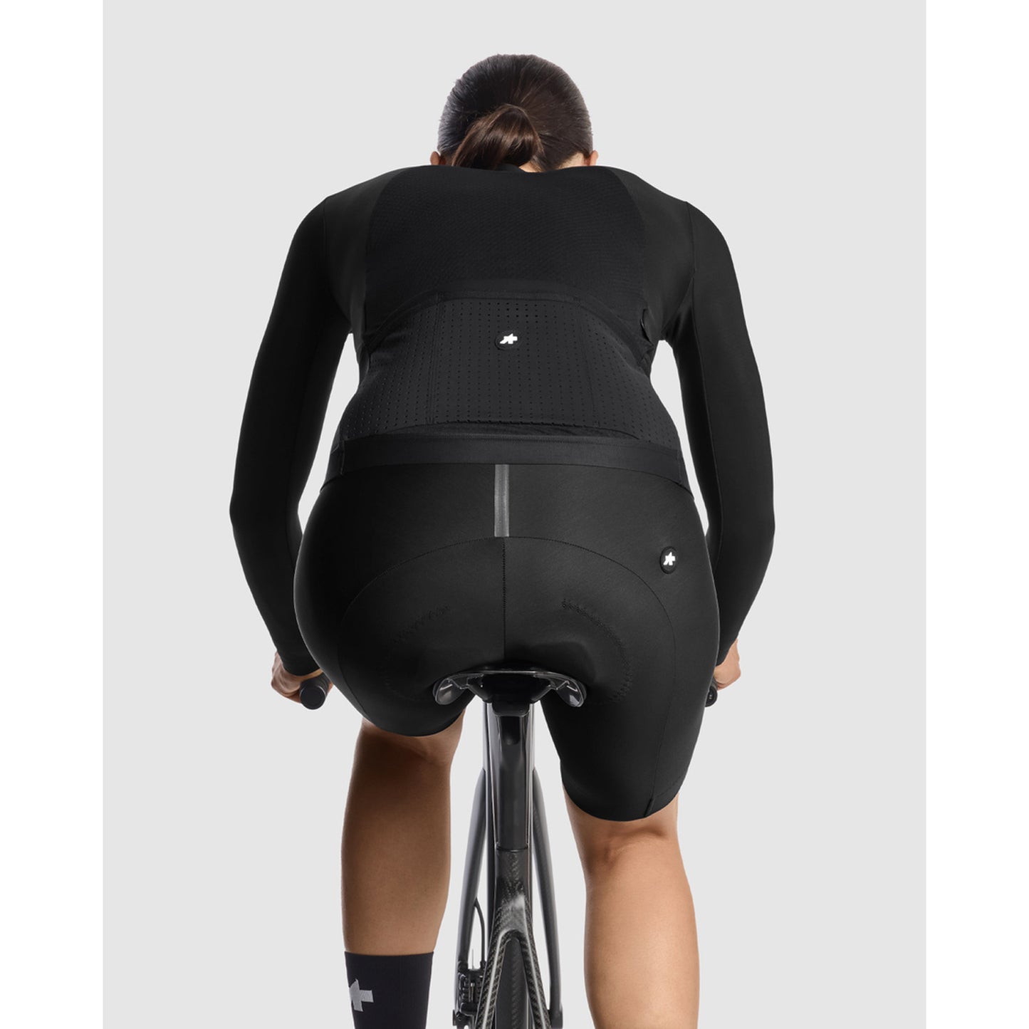 ASSOS DYORA R S11 Maglia a maniche lunghe da donna Serie nera
