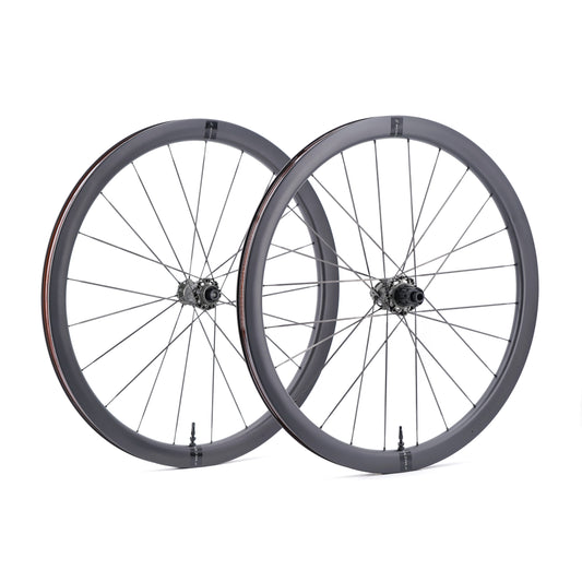 Coppia di ruote SCOM ULTRA Tubeless Ready (bloccaggio centrale)
