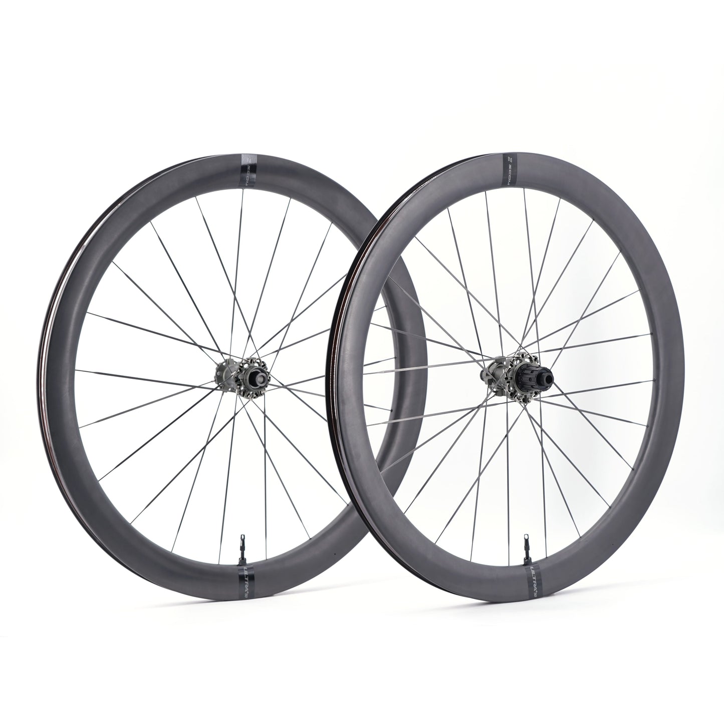 Coppia di ruote SCOM ULTRA + Tubeless Ready (bloccaggio centrale)