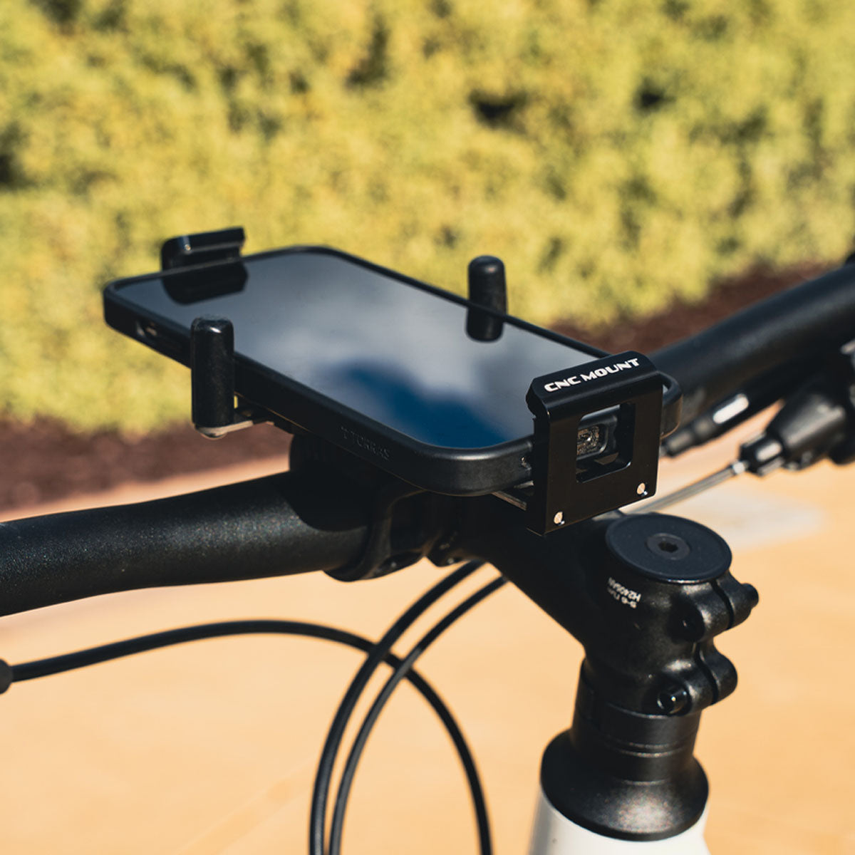 Supporto per smartphone LEZYNE CNC PHONE MOUNT in alluminio