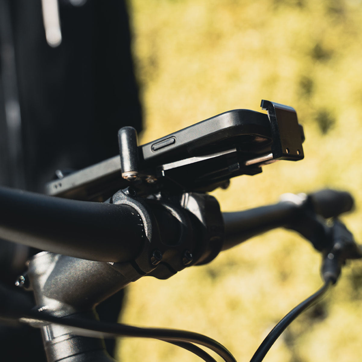 Supporto per smartphone LEZYNE CNC PHONE MOUNT in alluminio