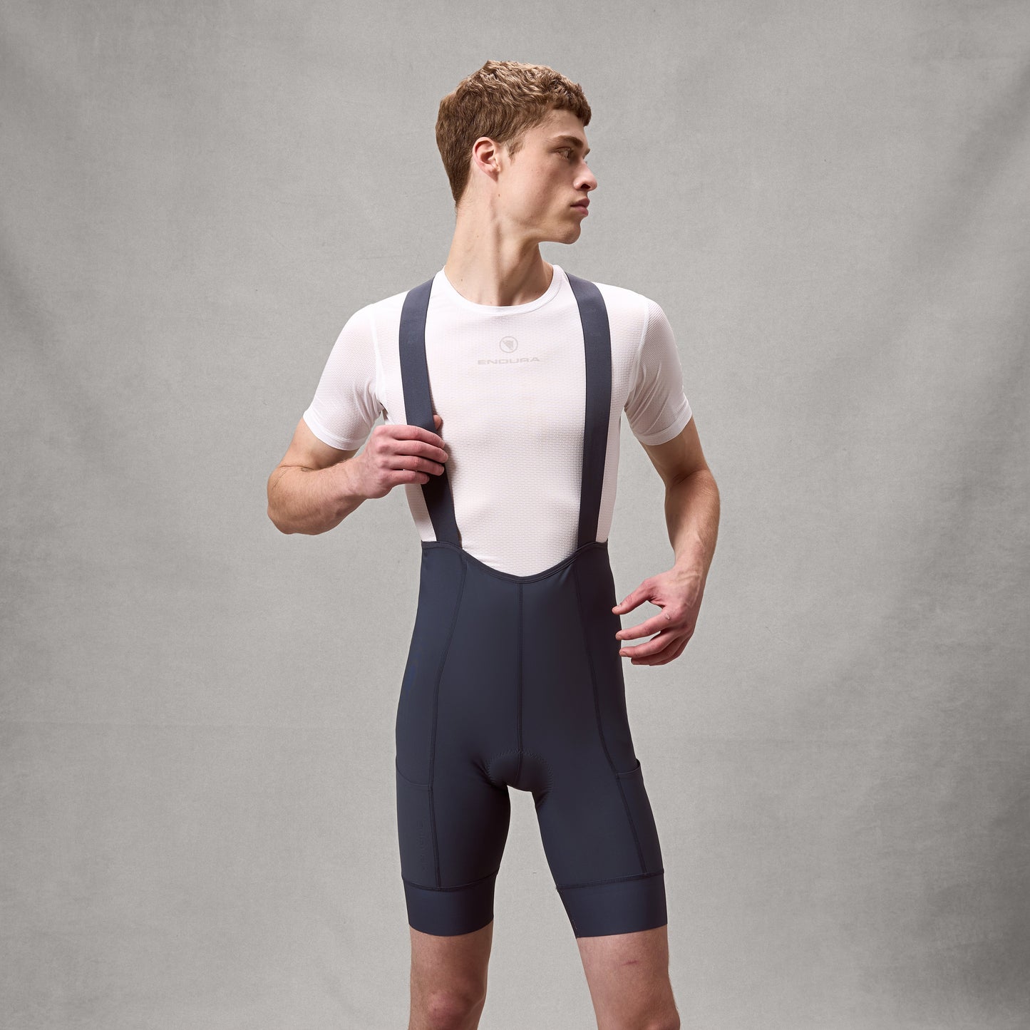 ENDURA LOOP Carbon Bib Short Grigio