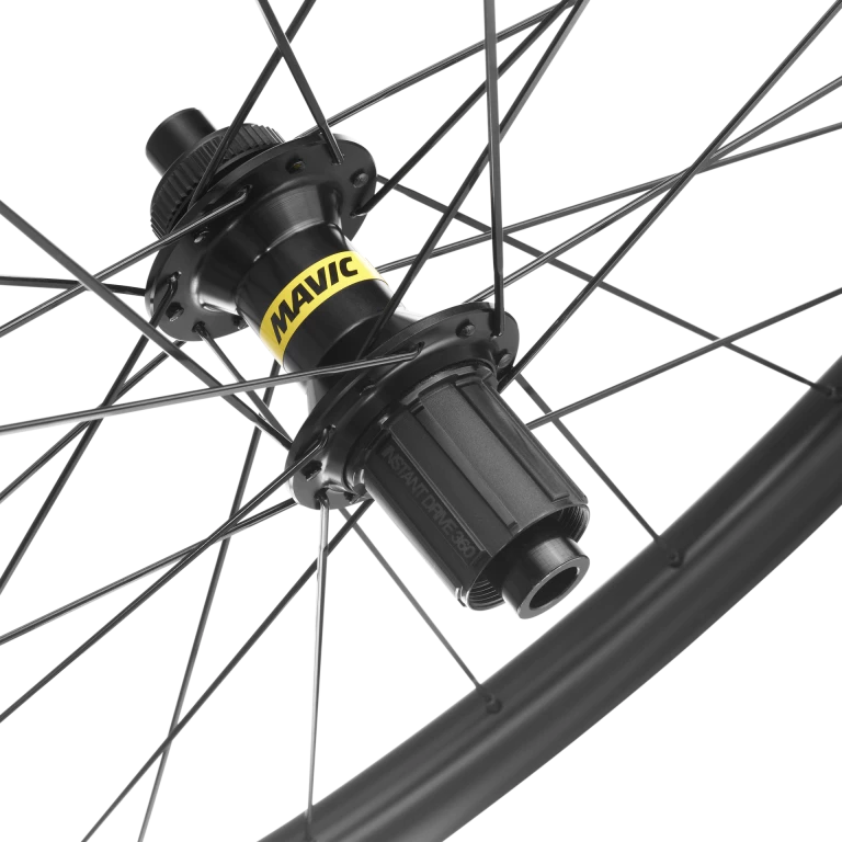 Coppia di ruote MAVIC COSMIC S 42 DISC con pneumatici (Centerlock)