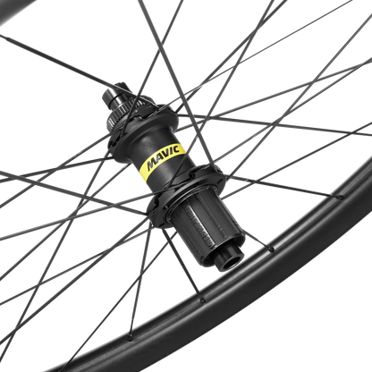 Coppia di Ruote MAVIC COSMIC SL 45 DISC Tubeless Ready (Center Lock) 2025