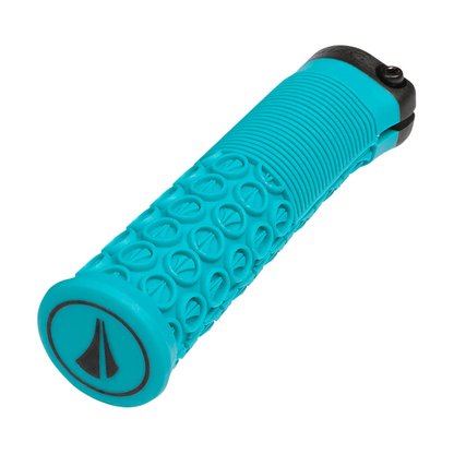 Grip SDG THRICE 136 mm Turchese