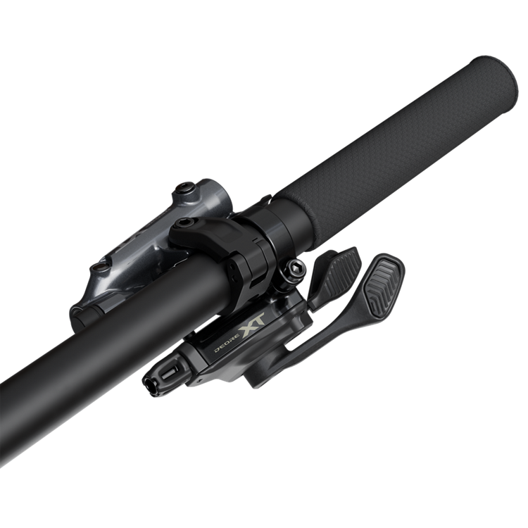Cambio destro 12v M8200-R (embargo 30/08)