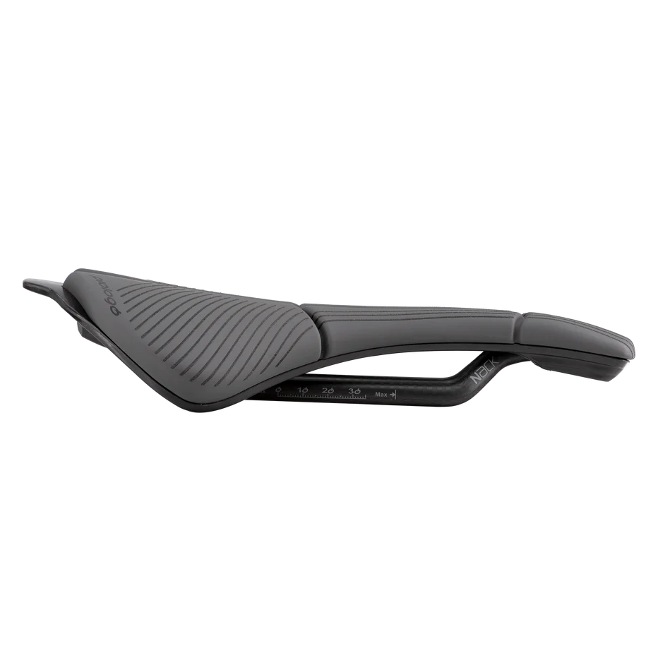 PROLOGO SCRATCH M5 PAS AGX Sella 147mm bretelle nere Nero