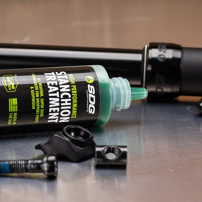 Detergente/Lubrificante Per Sospensioni SDG Stanchion Treatment (60ml)