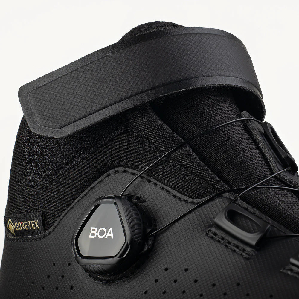 Scarpa da MTB invernale FIZIK TERRA ARTICA GTX X5 nera