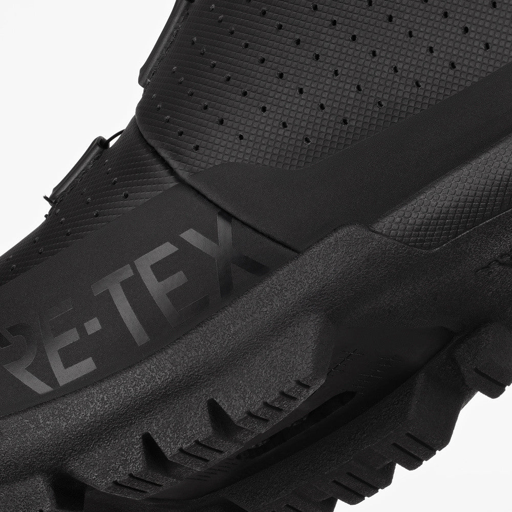 Scarpa da MTB invernale FIZIK TERRA ARTICA GTX X5 nera